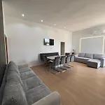 Zelia Apartmanhaz *