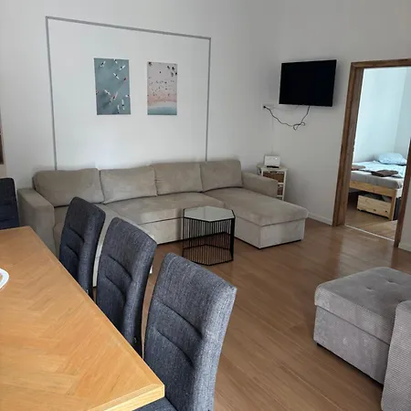 Zelia Apartmanhaz Διαμέρισμα Σίοφοκ