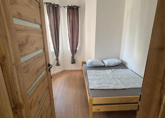 Apartment Zelia Apartmanhaz *