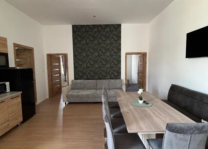 Zelia Apartmanhaz *